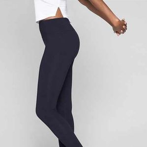 NWOT Athleta Chaturanga high rise pants in navy xs